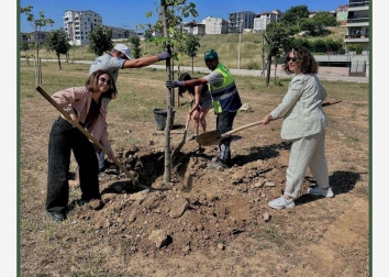 Dünya Çevre Gününde Ağaç Dikimi Gerçekleştirdik